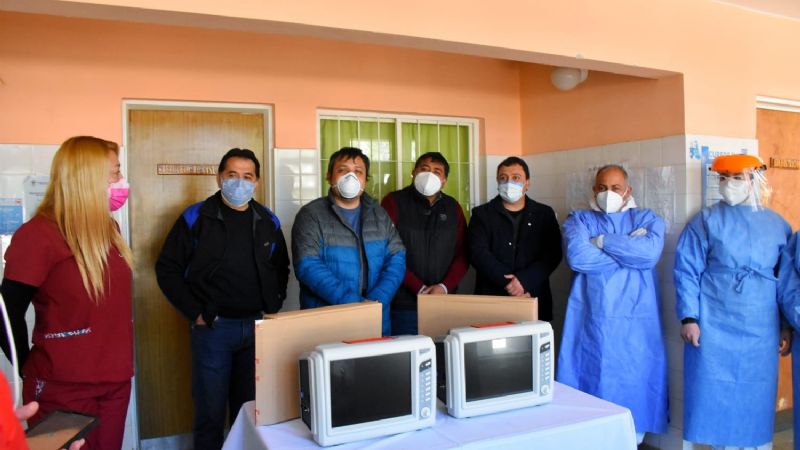 Tinogasta completó la tercera entrega de insumos y equipos para el hospital