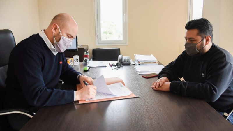 Firman convenio para obra eléctrica en Hualfín