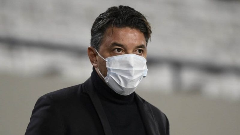 “No tenemos tiempo para quedarnos con la cabeza gacha”