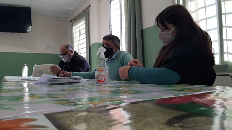 Continúa con la cobertura cargos directivos en Escuelas Secundarias