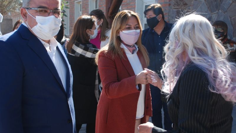 Entrega de obras de refacción en Fiambalá