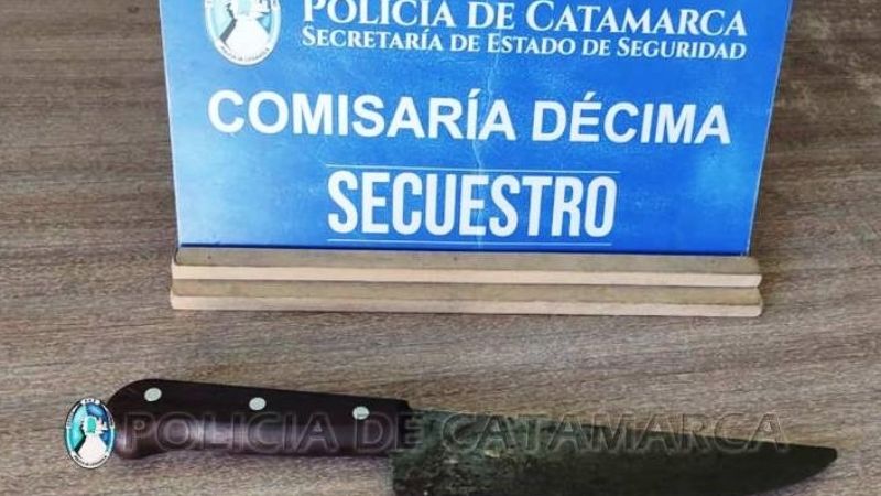 Amenazó a su pareja con un cuchillo