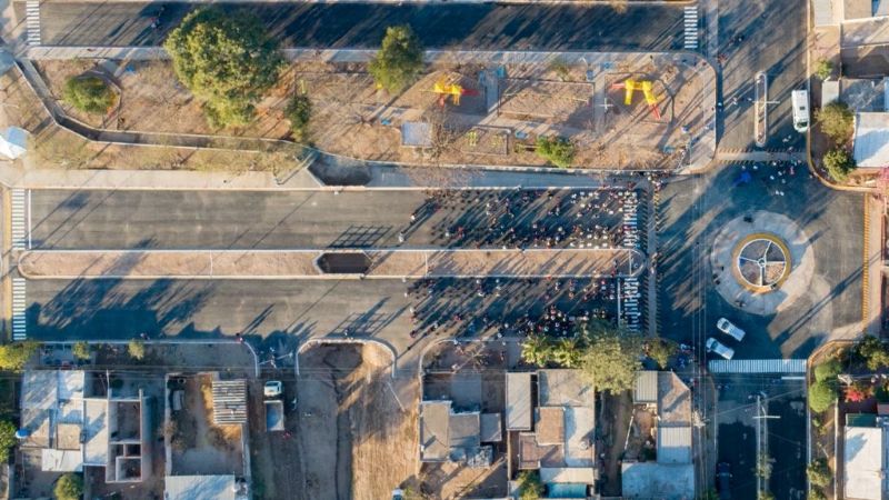 Jalil cerró su recorrido por el interior provincial inaugurando obras en La Paz