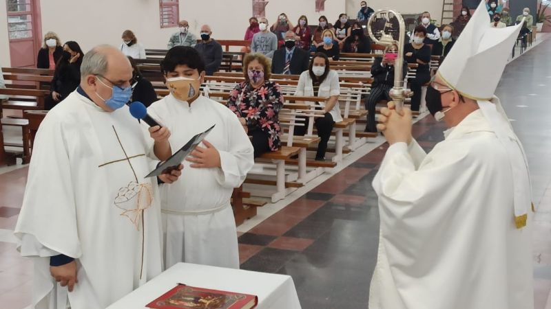 Asumió el nuevo párroco del Inmaculado Corazón de María