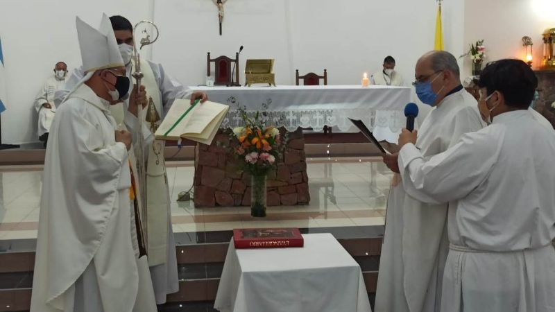 Asumió el nuevo párroco del Inmaculado Corazón de María