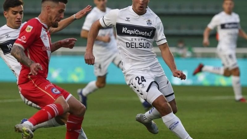 Argentinos venció a Gimnasia y avanzó a 4tos. de la Copa Argentina