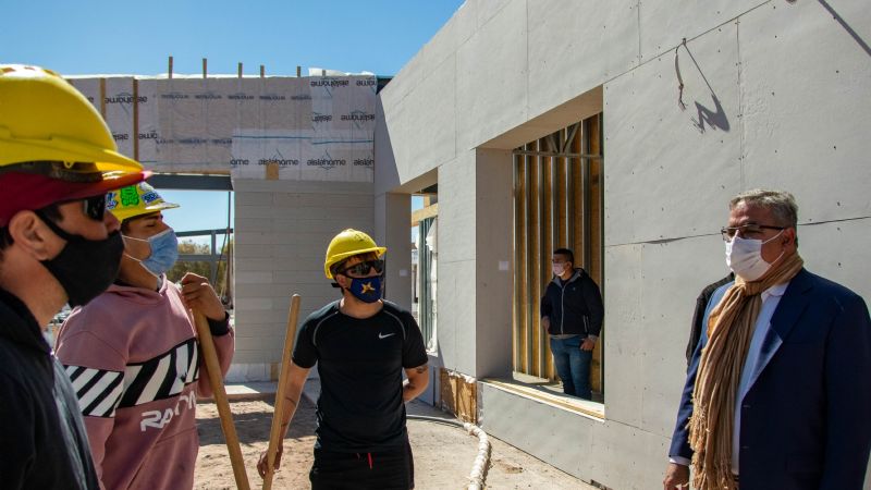Avanza la construcción de un hotel en Fiambalá