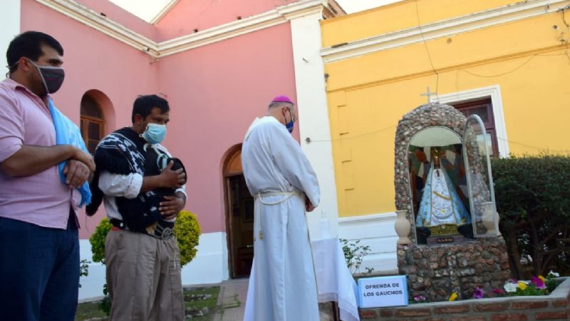 La imagen de la Virgen del Valle fue entronizada en Chumbicha