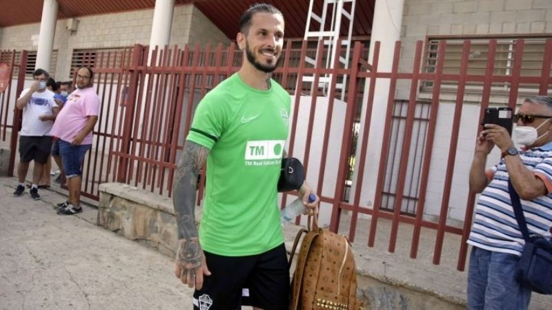 Benedetto en Elche, club español del que es accionista