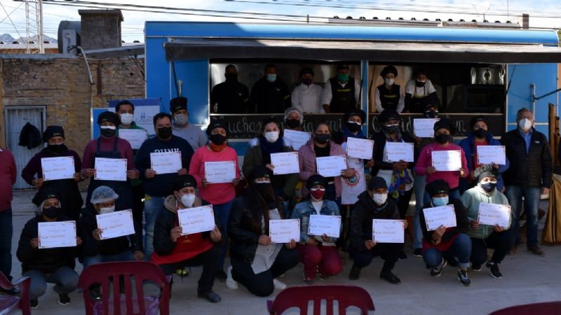 Emprendedores se capacitaron en distintos rubros