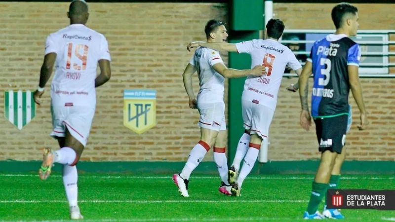 Independiente empató con Defensa 0; sigue líder e invicto