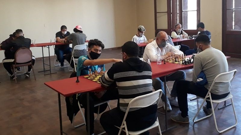 Ganó Darío Ocampo, con Isabella de testigo