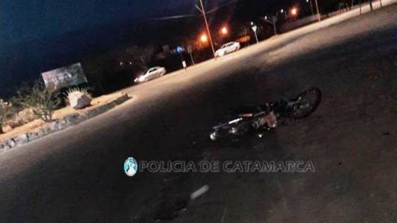 Chocó, se escapó y los policías lo buscaron en la casa