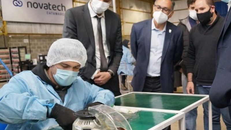El presidente del INTI recorrió industrias y firmó convenio