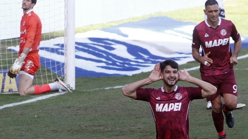 Lanús venció a Gimnasia y es el nuevo puntero de la Liga