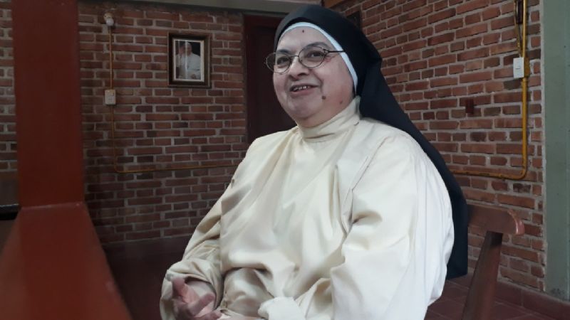 Las monjas dominicas preparan más de 400 estolas