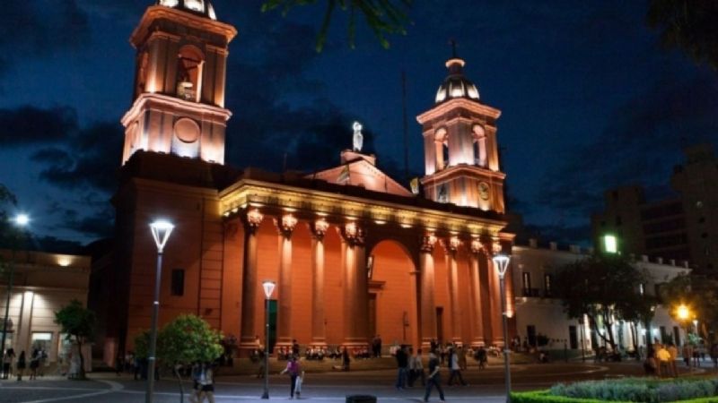 Velada Cultural en el Paseo de la Fe