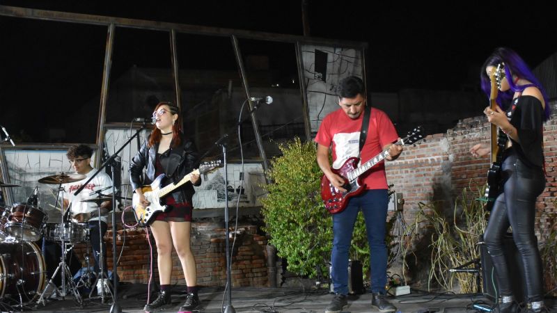 Exitosa jornada del sábado en el Mercado de Libros