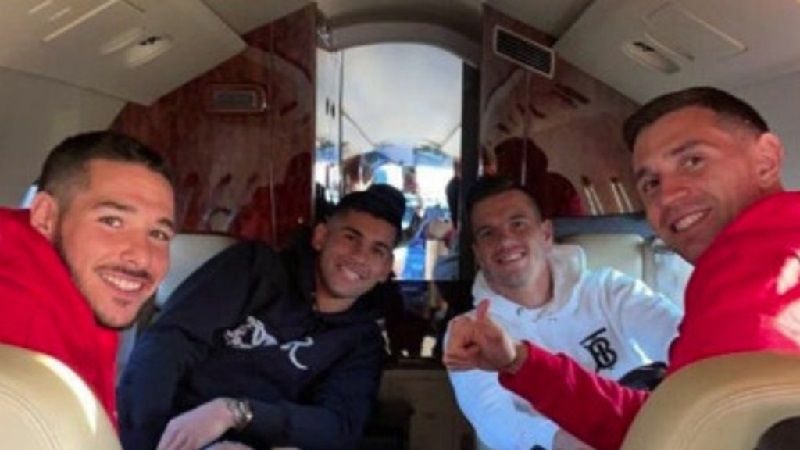 Polémica con Aston Villa por “Dibu” Martínez y Buendía