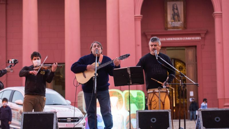 Gran aceptación del público tuvo el ciclo Palpitando el Poncho