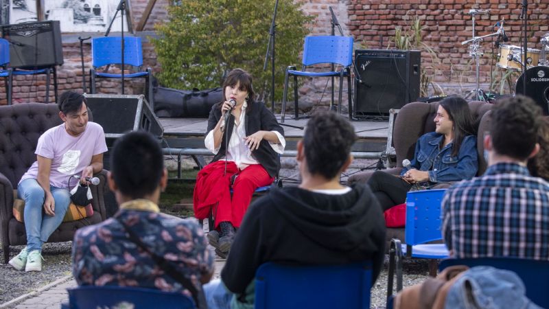 Un domingo lleno de propuestas en el Mercado de Libros