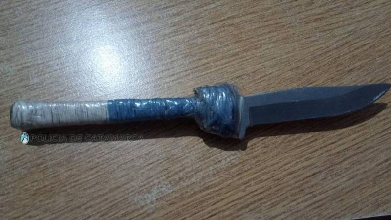 Menor amenazaba con un cuchillo a personas en la Alameda