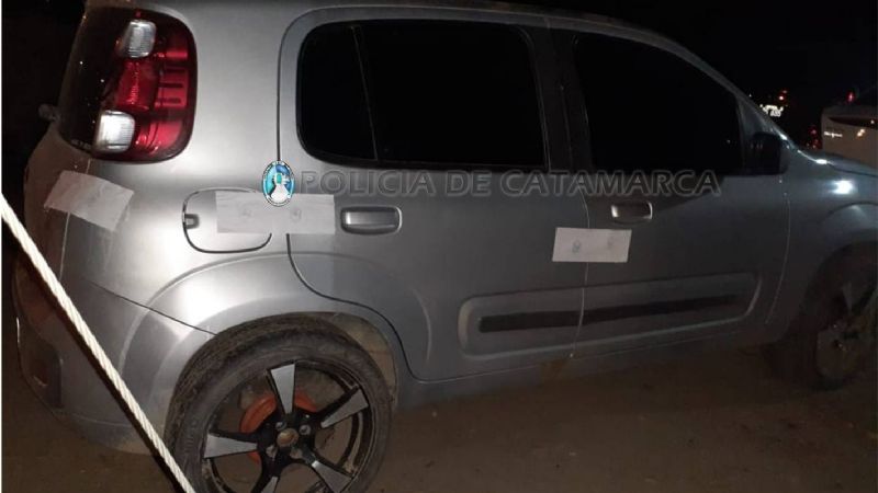 Detenido por tener la música a todo volumen y consumir bebidas