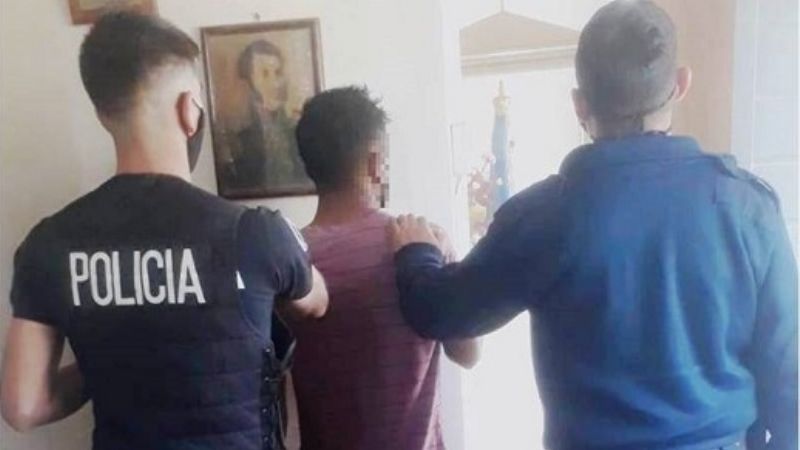 Joven detenido por violento