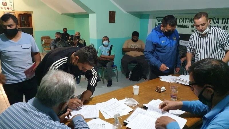 Valle Chico vs. San Isidro darán inicio al fútbol capitalino