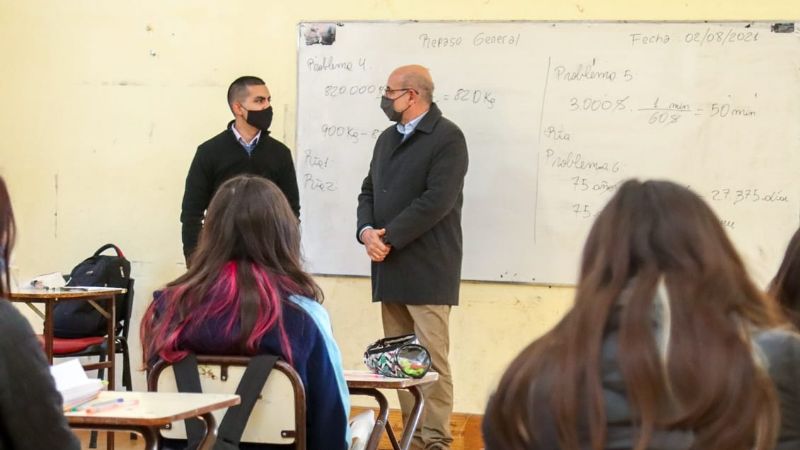 Clases presenciales y ampliación del aforo administrativo en la UNCa