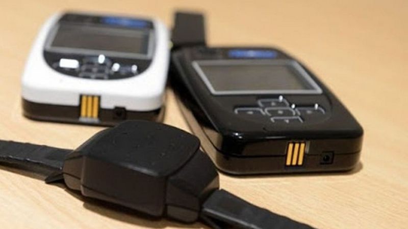 Se activaron las primeras pulseras duales para control de violencia de género