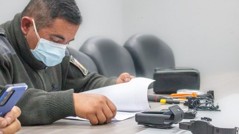 Se activaron las primeras pulseras duales para control de violencia de género
