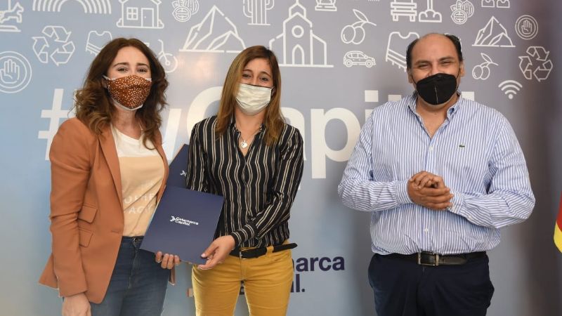 Entregaron ayudas económicas a 10 proyectos de la incubadora municipal