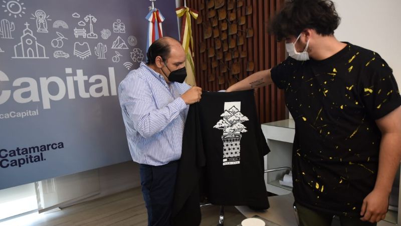 Entregaron ayudas económicas a 10 proyectos de la incubadora municipal