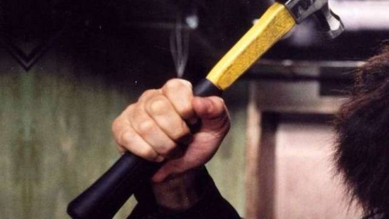 Agarró a martillazos a su hermano y terminó detenido