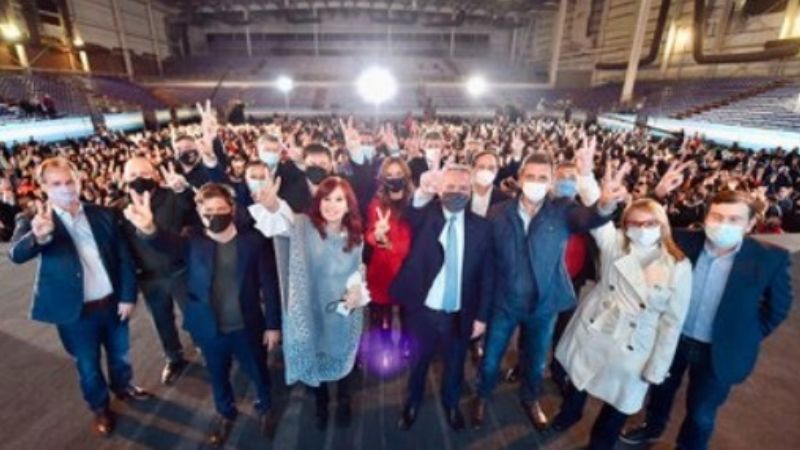 Contundente derrota de Alberto Fernández y Cristina Kirchner en casi todo el país