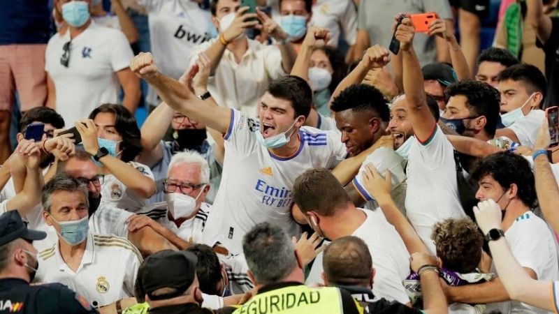 El Madrid reestrenó el Bernabeu con “triplete” de Benzemá