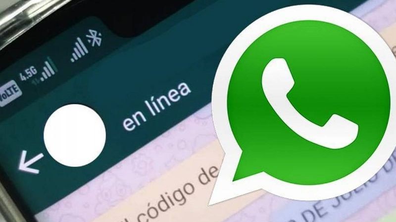 ¿Por qué sigo apareciendo "en línea" cuando ya cerré WhatsApp?
