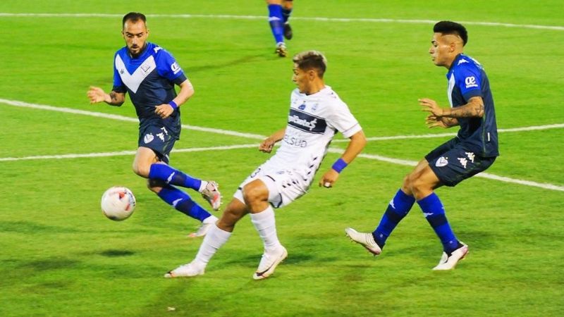 Racing rescató un punto al final, ante San Lorenzo