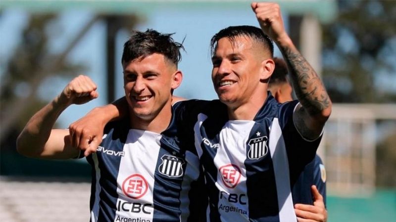 Talleres venció a Platense y lidera con Lanús