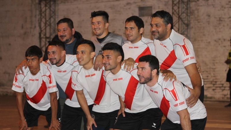 Sorpresiva caída de El Auténtico y triunfo de “La Villa”