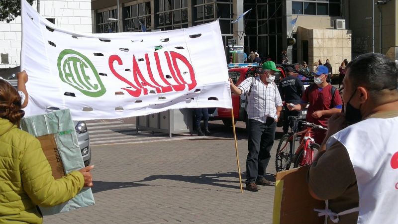 Protesta de Salud en Plaza 25 de Mayo