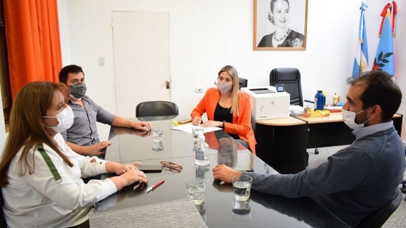 Titularizarán a docentes de los niveles inicial, primario y secundario en todas sus modalidades