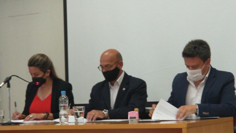 La Facultad de Tecnología firmó convenio con Valle Viejo