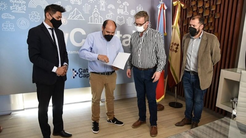 Entregaron créditos a beneficiarios del programa Catamarca Hogar