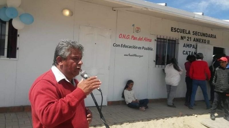 Se inauguró la escuela de Ampajango