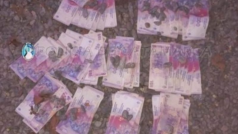 Secuestran dinero en efectivo y droga
