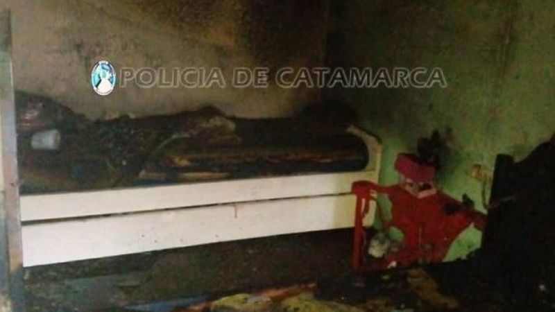 Incendio destruyó parcialmente una vivienda