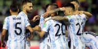 ARGENTINA festejando el primer gol, obra de Lautaro Martínez.
