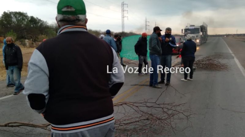 Municipales de Icaño cortan ruta 157